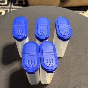 Tupperware Clear Spice Storage Containers w/ blue lids set of 5
